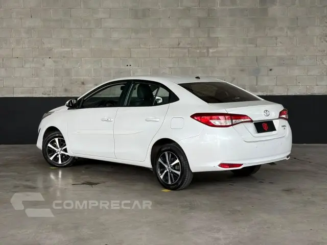 YARIS SEDAN - 1.5 16V SEDAN XS CONNECT MULTIDRIVE