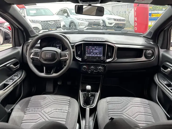 Strada Volcano 1.3 Flex 8V CD