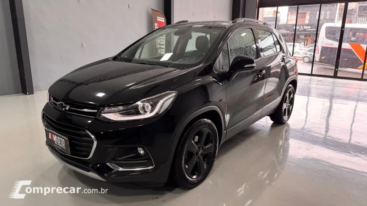 TRACKER 1.4 16V Turbo Midnight