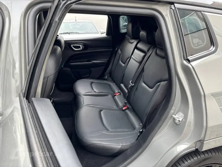 COMPASS S T270 1.3 TB 4x2 Flex Aut.