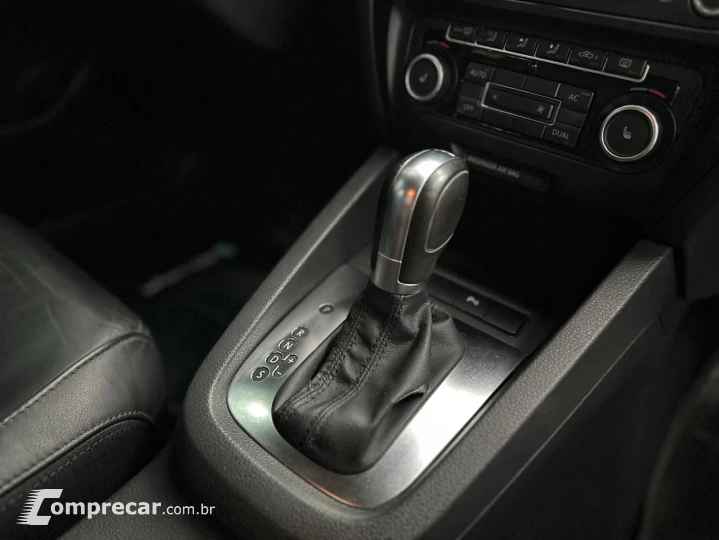 JETTA 2.0 TSI HIGHLINE 200CV GASOLINA 4P TIPTRONIC