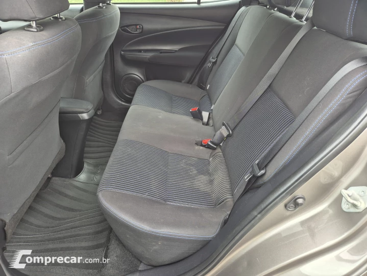 YARIS 1.3 16V XL