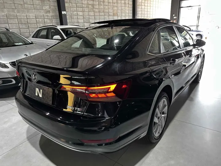 JETTA 1.4 250 TSI TOTAL FLEX COMFORTLINE TIPTRONIC