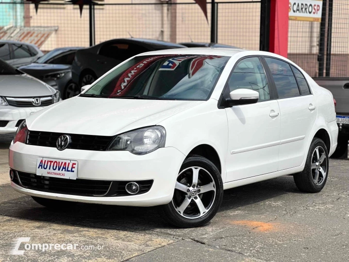POLO SEDAN 1.6 MI 8V FLEX 4P MANUAL