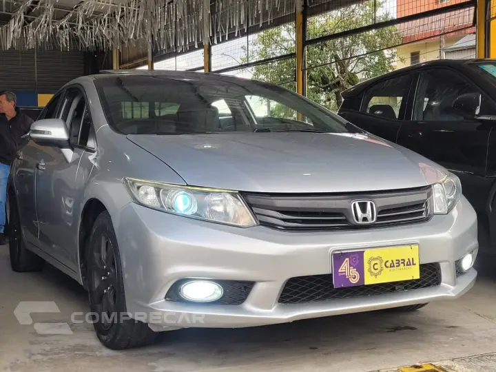 Civic Sedan EXS 1.8/1.8 Flex 16V Aut. 4p