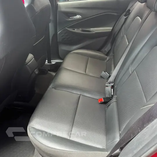 ONIX 1.0 Turbo Plus LT