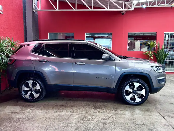COMPASS 2.0 16V DIESEL LONGITUDE 4X4 AUTOMÁTICO