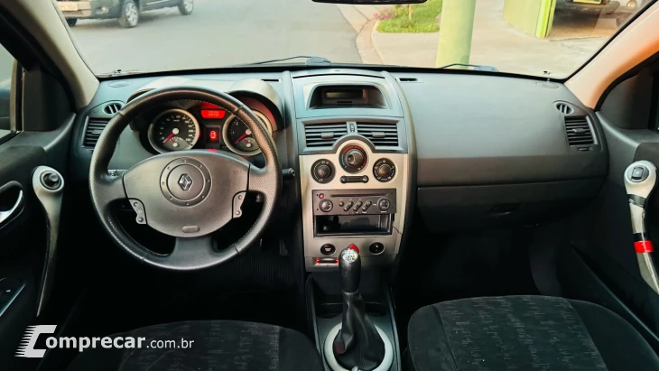 MÉGANE 1.6 Dynamique 16V