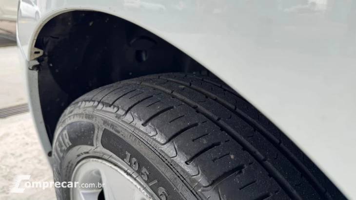 SANDERO Dynamique Hi-Power 1.6 8V 5p
