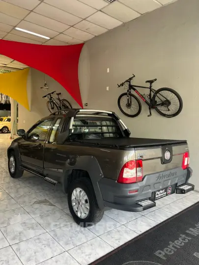STRADA 1.8 MPI Adventure CS 8V