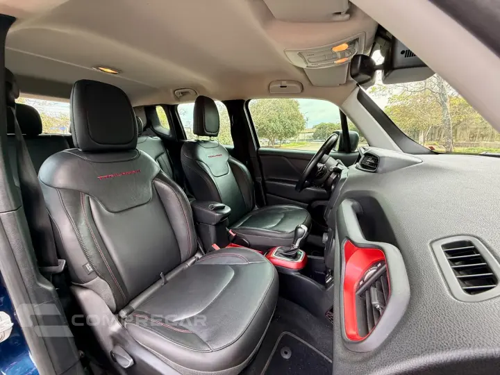 RENEGADE 2.0 16V Turbo Trailhawk 4X4