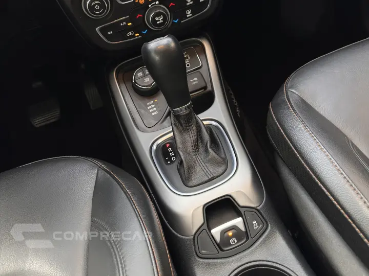 COMPASS 2.0 16V DIESEL LONGITUDE 4X4 AUTOMÁTICO