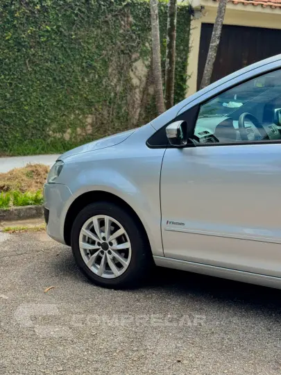 FOX 1.6 MI Trendline 8V