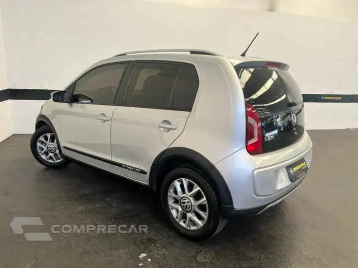UP! CROSS 1.0 TSI TOTAL FLEX MEC. 4P