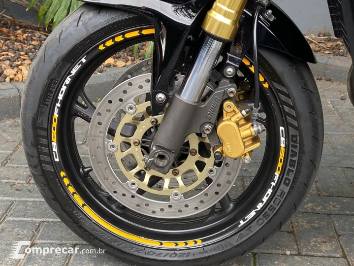 CB 600F HORNET