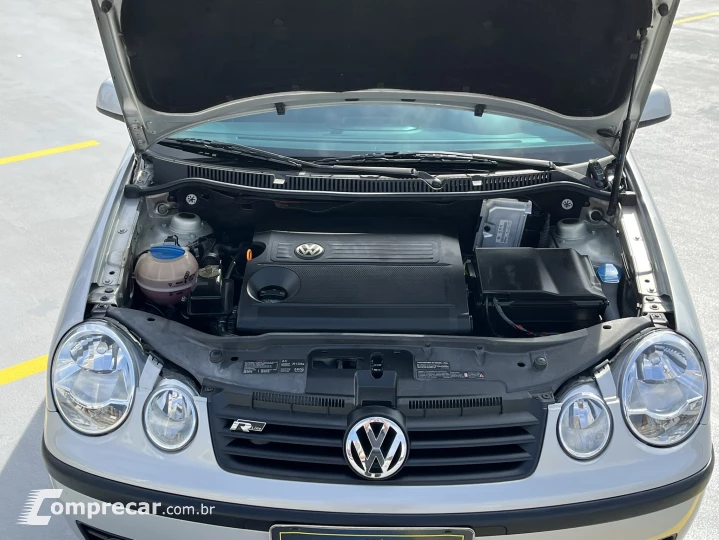 POLO SEDAN 1.6 8V