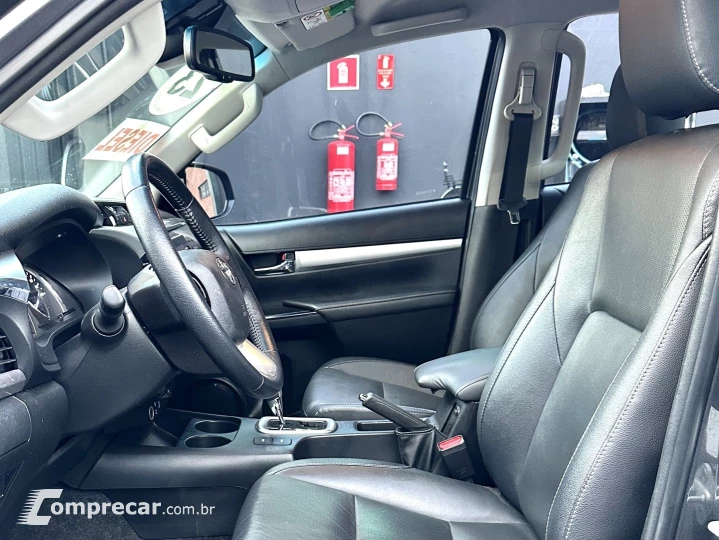 HILUX 2.8 D-4D TURBO DIESEL CD SRX 4X4 AUTOMÁTICO