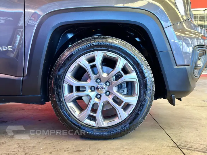 RENEGADE 1.3 T270 TURBO FLEX LONGITUDE AT6