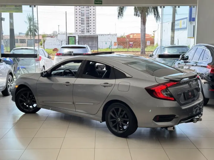 Civic 1.5 16V 4P TOURING TURBO AUTOMÁTICO CVT