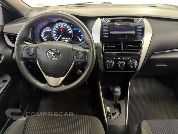 YARIS HB XL 13 AT