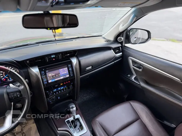 Hilux Sw4 2.8 Srx 4X4 7 Lugares 16V Turbo Intercooler Diesel