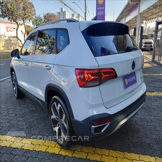 TAOS 1.4 250 TSI TOTAL FLEX HIGHLINE AUTOMÁTICO