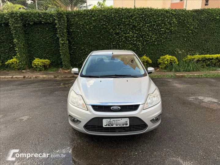 FOCUS 2.0 GLX Sedan 16V