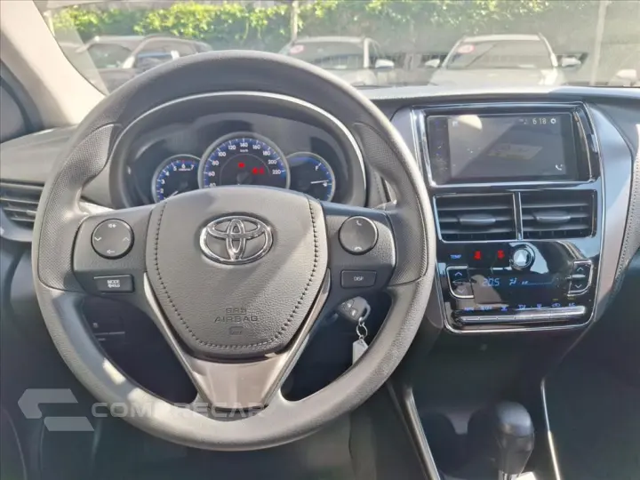 YARIS 1.5 16V FLEX SEDAN XL MULTIDRIVE