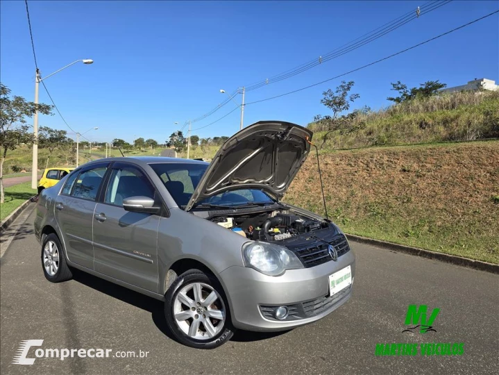 POLO SEDAN 1.6 MI Comfortline 8V