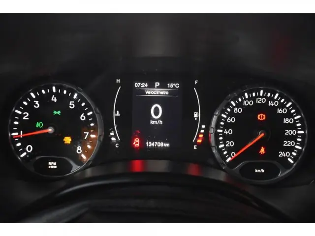 RENEGADE - 1.8 16V LONGITUDE 4P AUTOMÁTICO