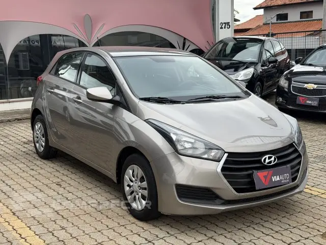 HB20 - 1.0 COMFORT PLUS 12V 4P MANUAL