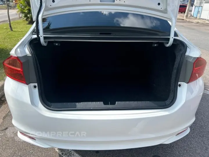 HONDA CITY 1.5 LX Sedan 16V