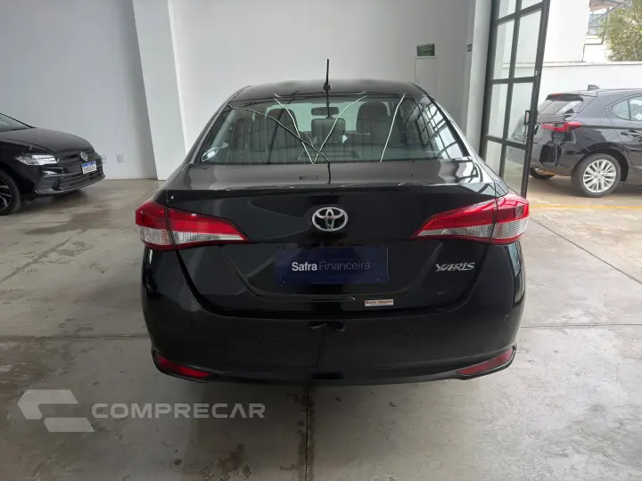 YARIS 1.5 16V Sedan XL Live