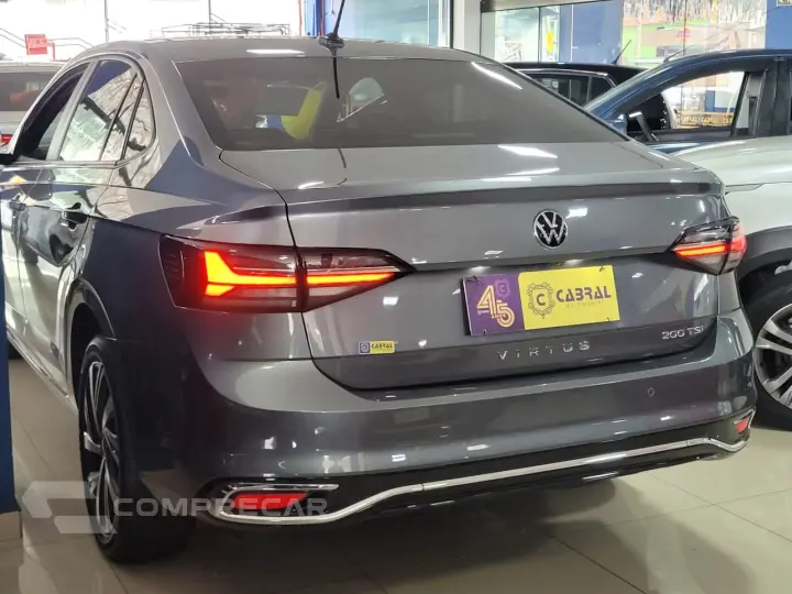 VIRTUS Highline 200 TSI 1.0 Flex 12V Aut