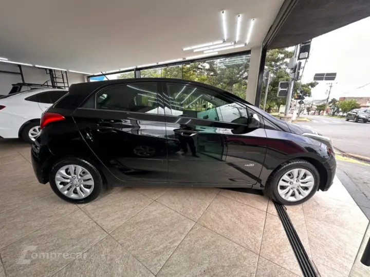 HB20 1.0 COMFORT PLUS 12V FLEX 4P MANUAL