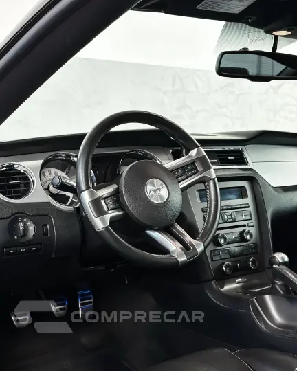 MUSTANG 4.6 GT Coupé V8 24V