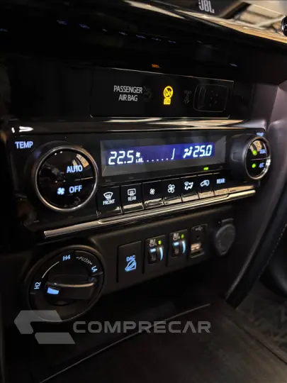 HILUX SW4 2.8 D-4D TURBO DIESEL SRX 7L 4X4 AUTOMÁ