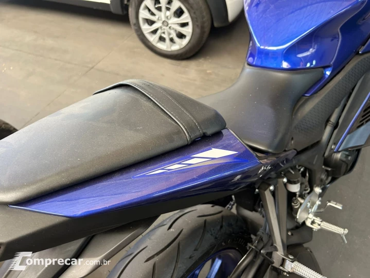 YZF R-3 321/ABS