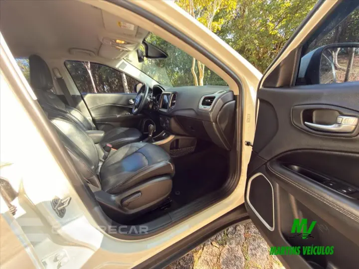 COMPASS 2.0 16V FLEX LONGITUDE AUTOMÁTICO