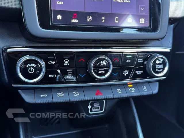 TORO - 2.0 16V TURBO VOLCANO 4WD AT9