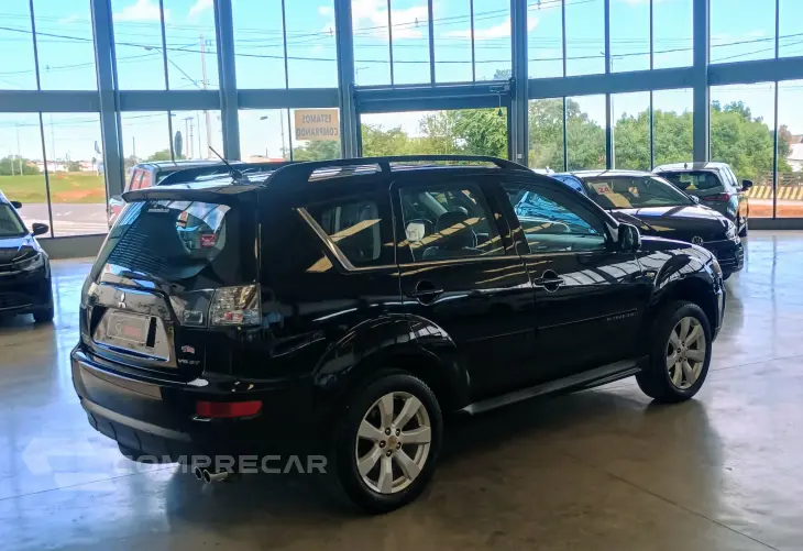 OUTLANDER 3.0 4X4 V6 24V