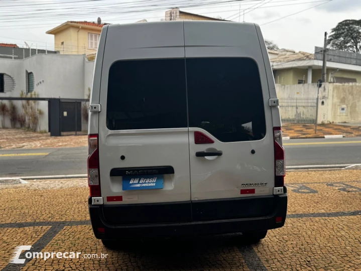 MASTER 2.3 DCI Minibus Executive L3h2 16 Lugares 16V