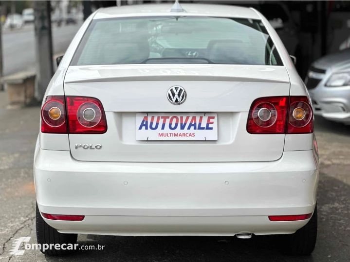 POLO SEDAN 1.6 MI 8V FLEX 4P MANUAL