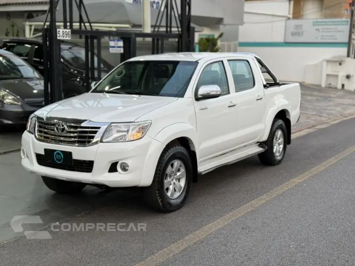 Hilux CD SRV 4x4 2.7 Flex 16V Aut.