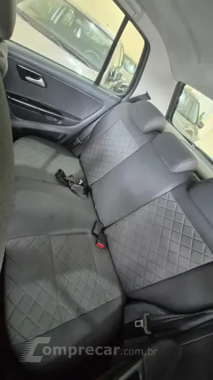 FOX 1.6 MI Highline 8V