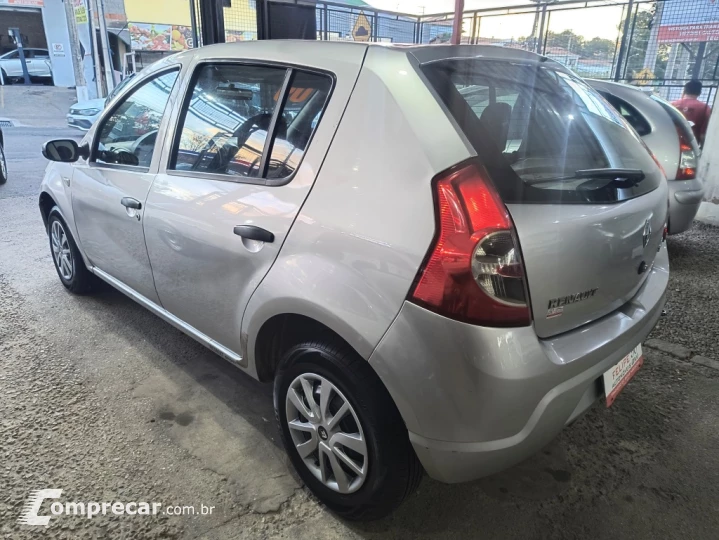 SANDERO 1.6 Authentique 8V