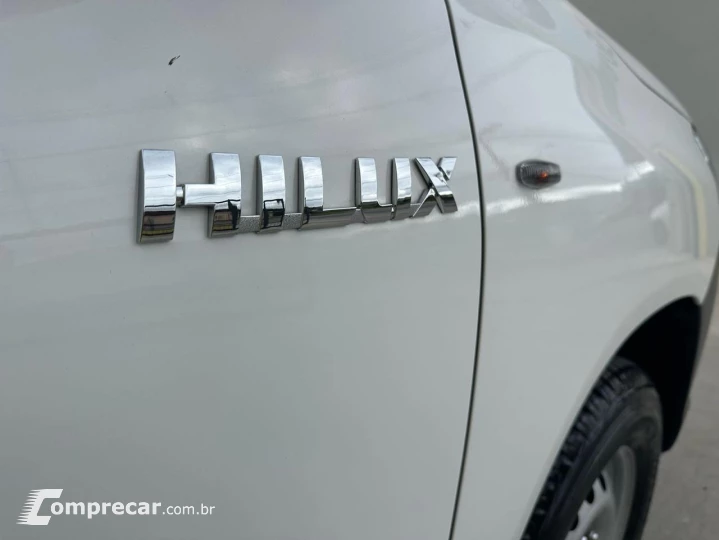 HILUX 2.4 4X4 CS 8V