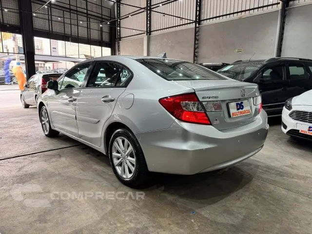 CIVIC - 1.8 LXS 16V 4P AUTOMÁTICO