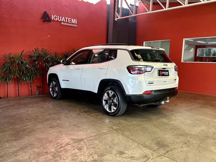 COMPASS 2.0 16V DIESEL LONGITUDE 4X4 AUTOMÁTICO