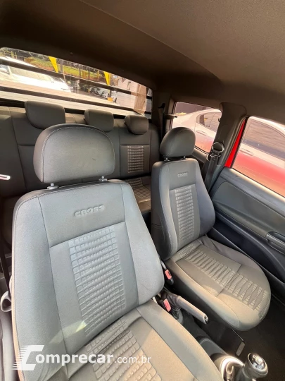 SAVEIRO 1.6 Cross CD 16V